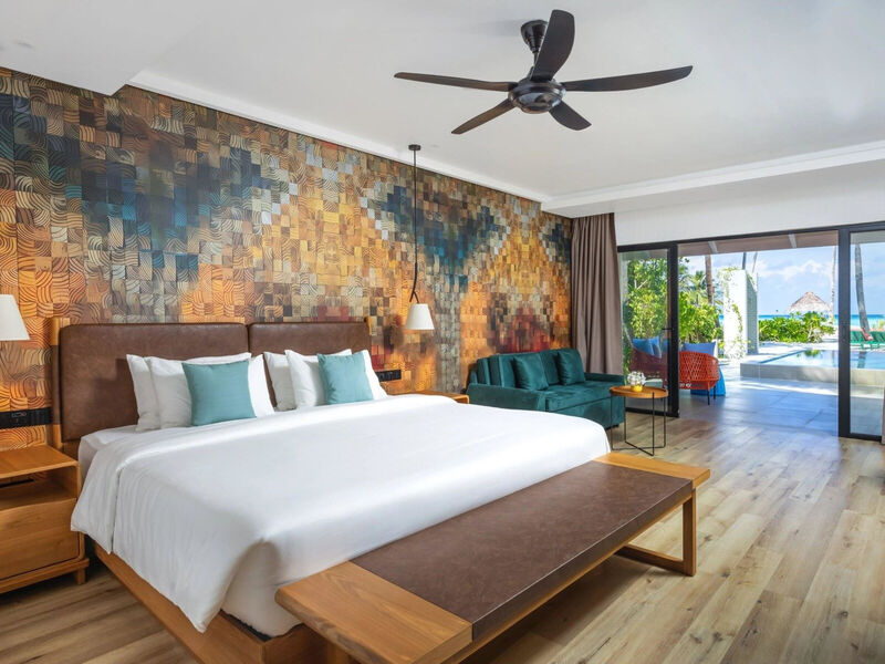 Villa Park Sun Island