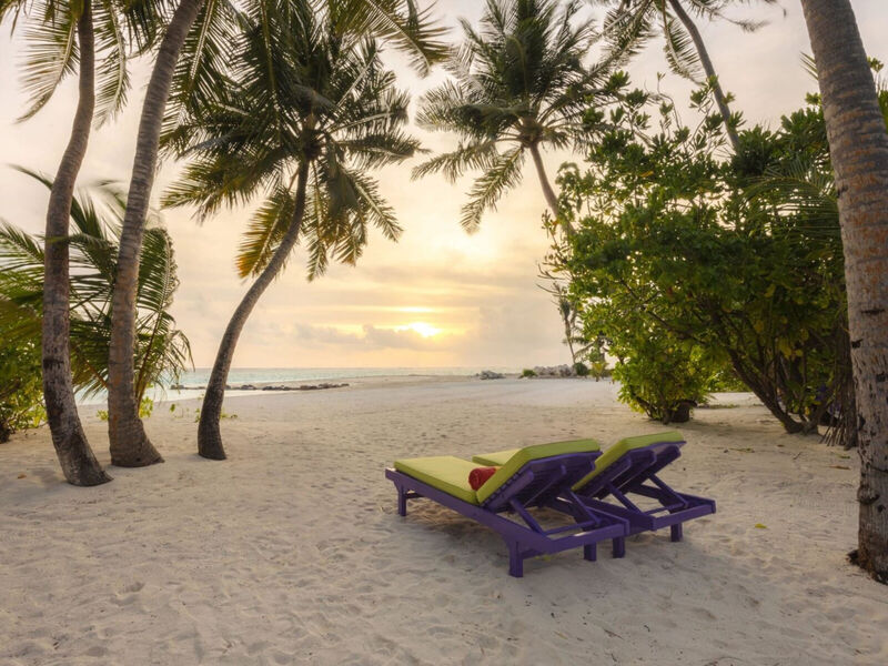 Villa Park Sun Island