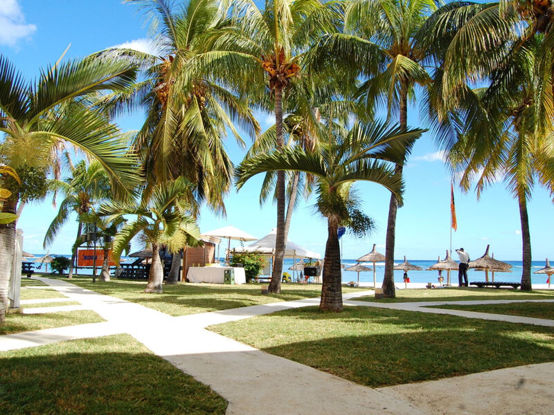 Villas Caroline Beach Hotel