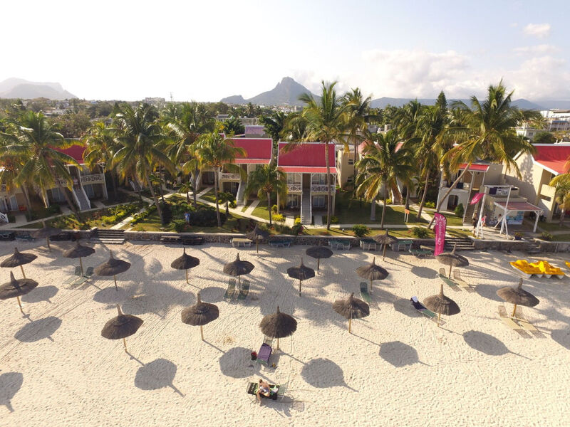 Villas Caroline Beach Hotel