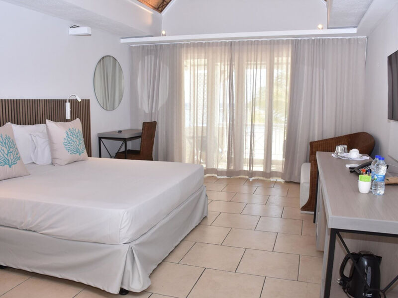 Villas Caroline Beach Hotel