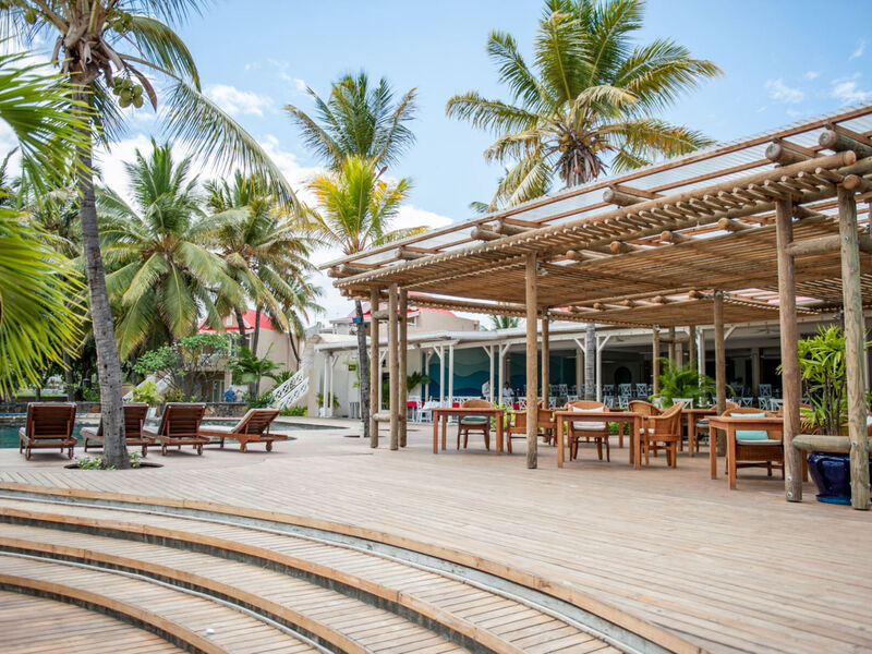 Villas Caroline Beach Hotel