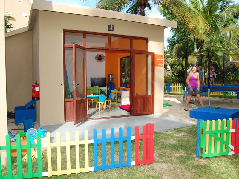 Villas Caroline Beach Hotel