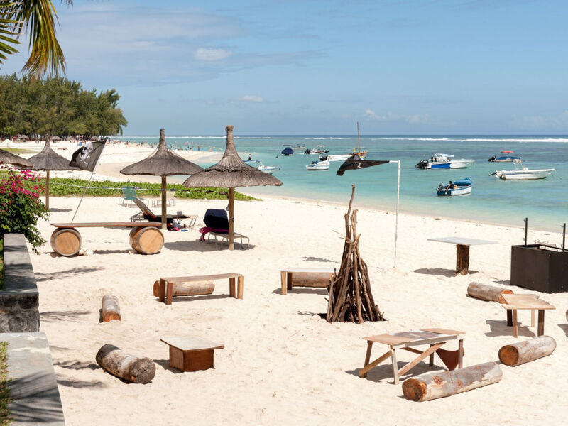 Villas Caroline Beach Hotel