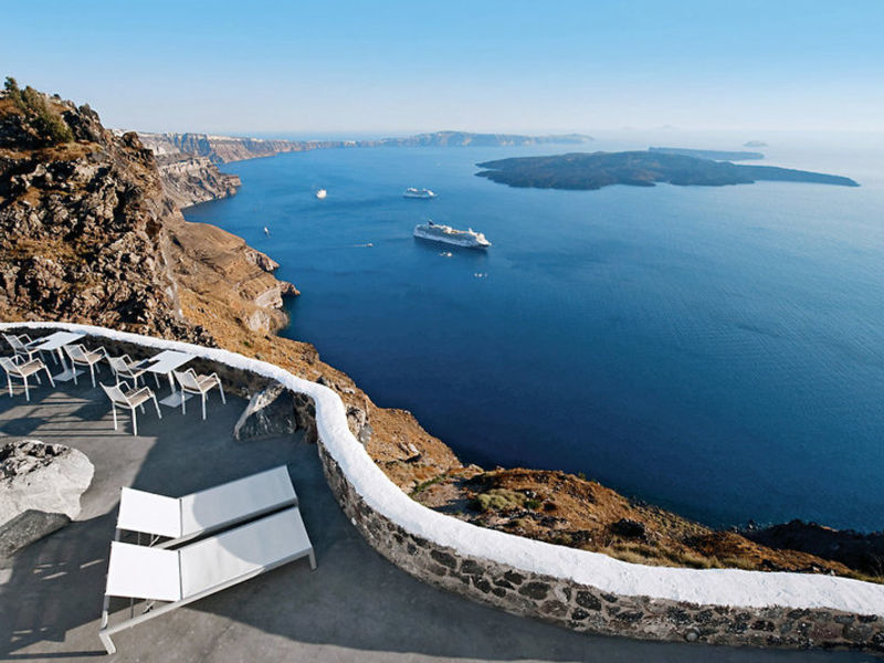 Vista Mare Suites