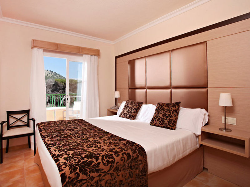 Viva Cala Mesquida Club T