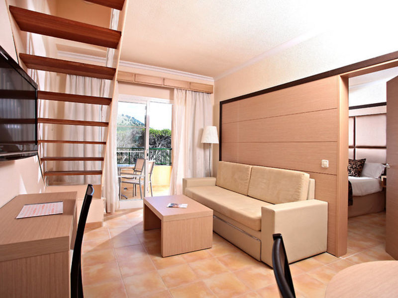 Viva Cala Mesquida Club T