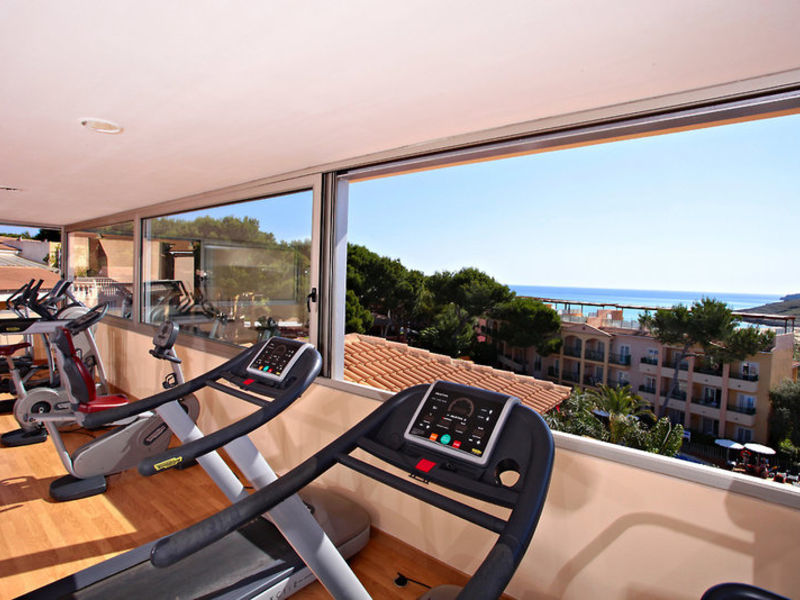 Viva Cala Mesquida Club T