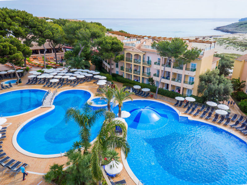 Viva Cala Mesquida Club T