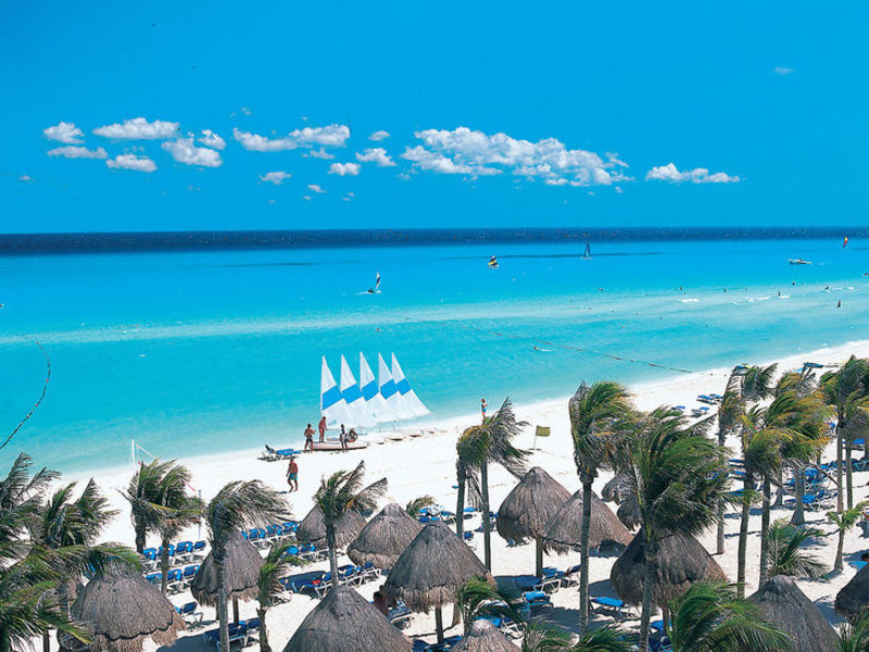 Viva Wyndham Azteca Beach