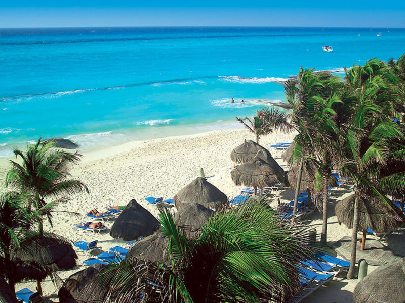 Viva Wyndham Azteca Beach