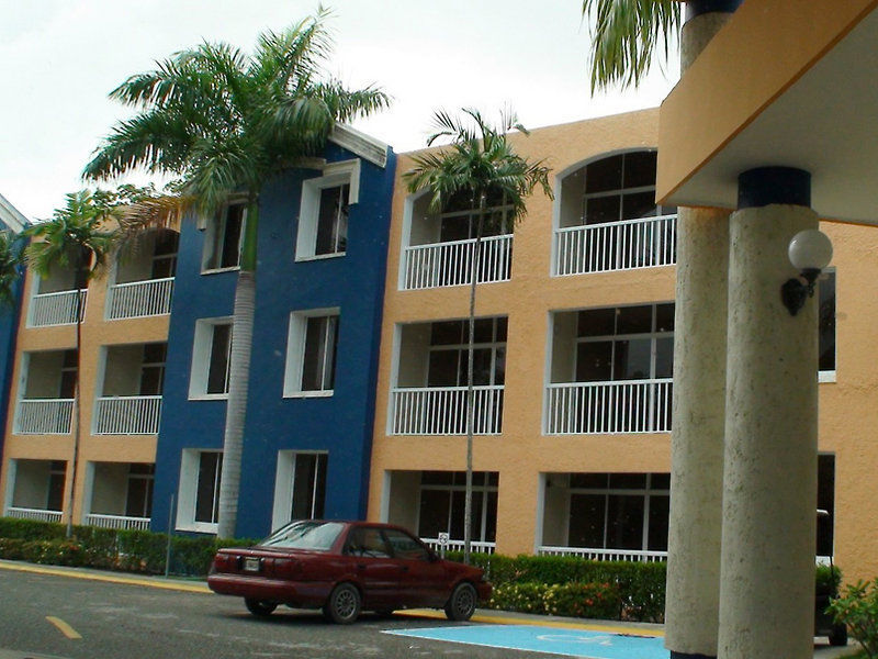 Viva Wyndham Playa Dorada
