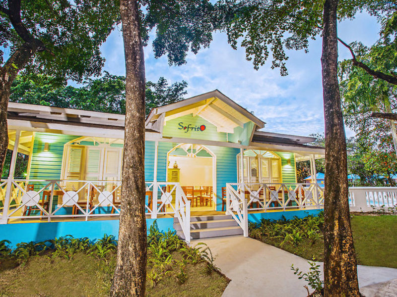 Viva Wyndham Playa Dorada