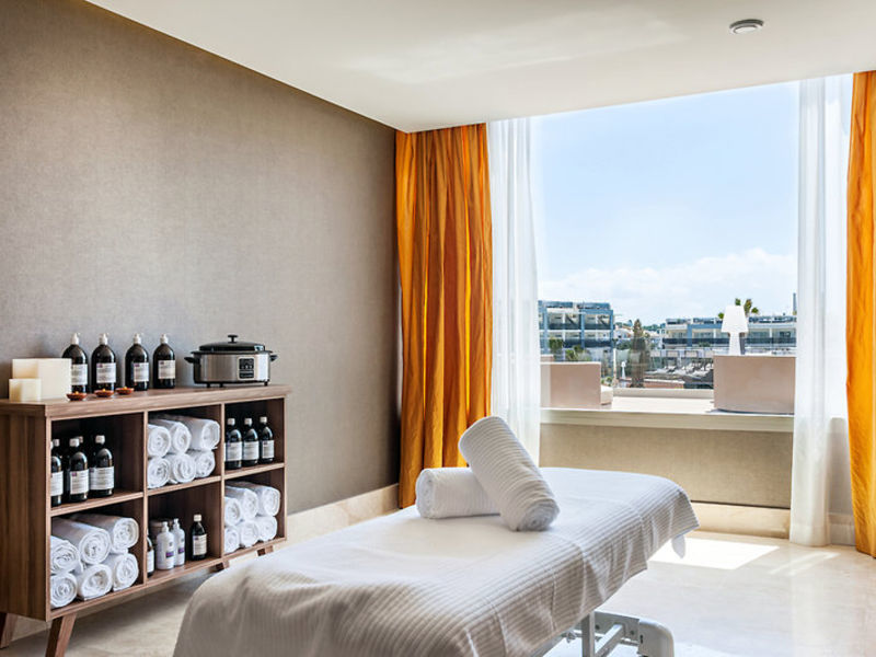 Viva Zafiro Alcudia & Spa