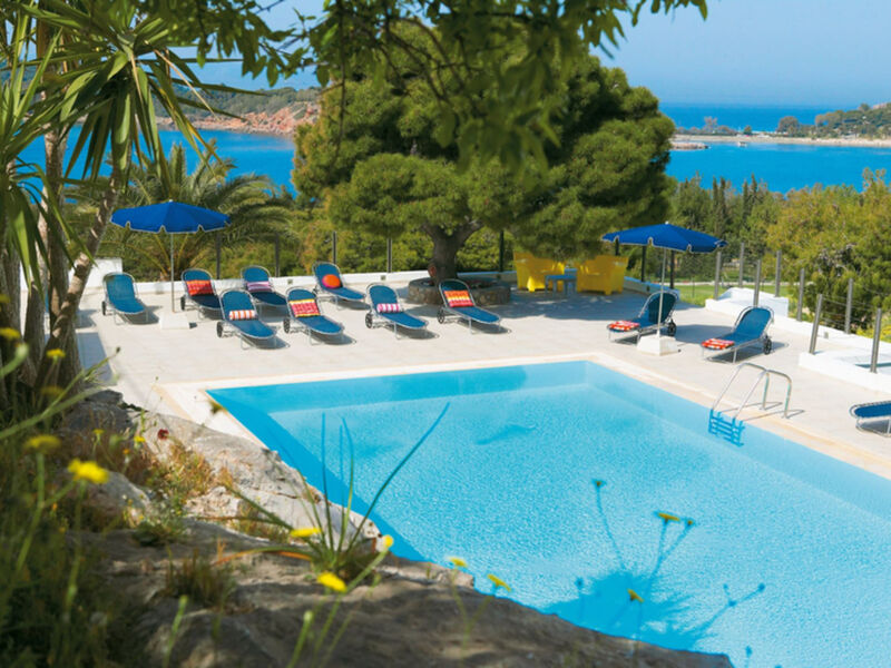Vouliagmeni Suites