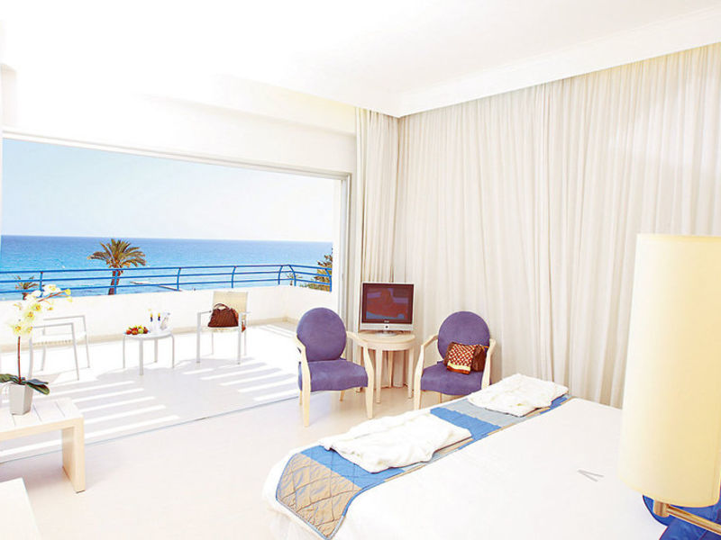 Vrissiana Beach