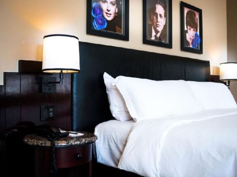 Washington Square Hotel