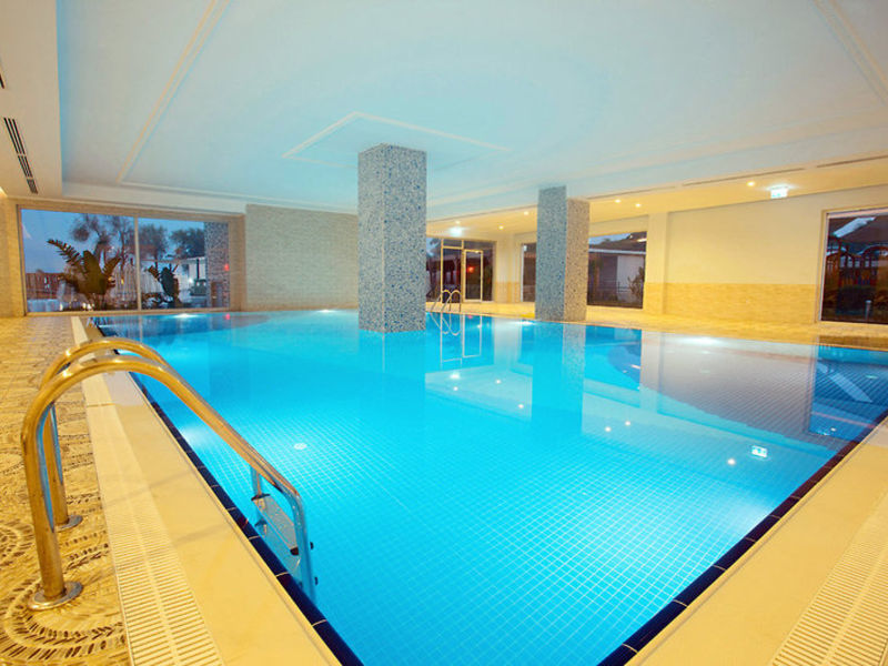 Water Side Resort & Spa