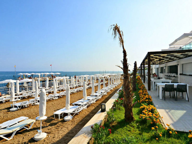 White City Resort