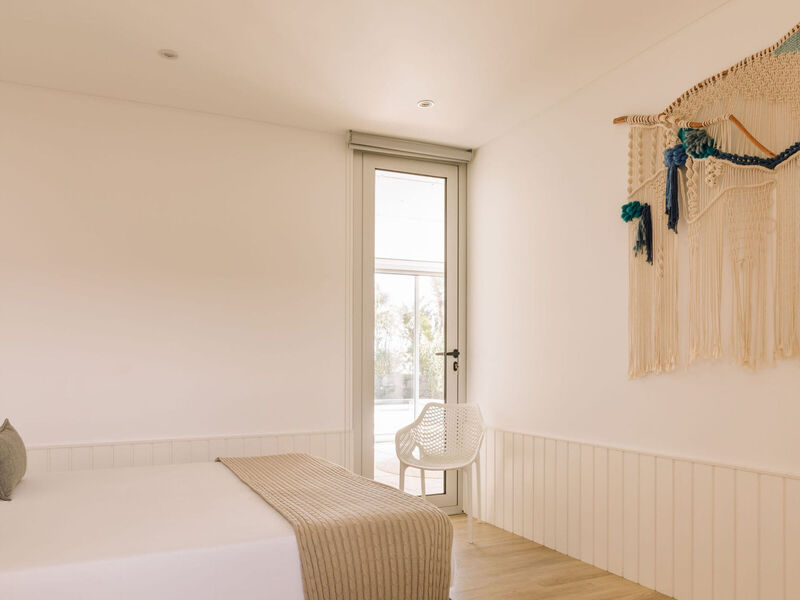 White Exclusive Suites & Villas