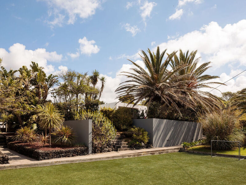 White Exclusive Suites & Villas