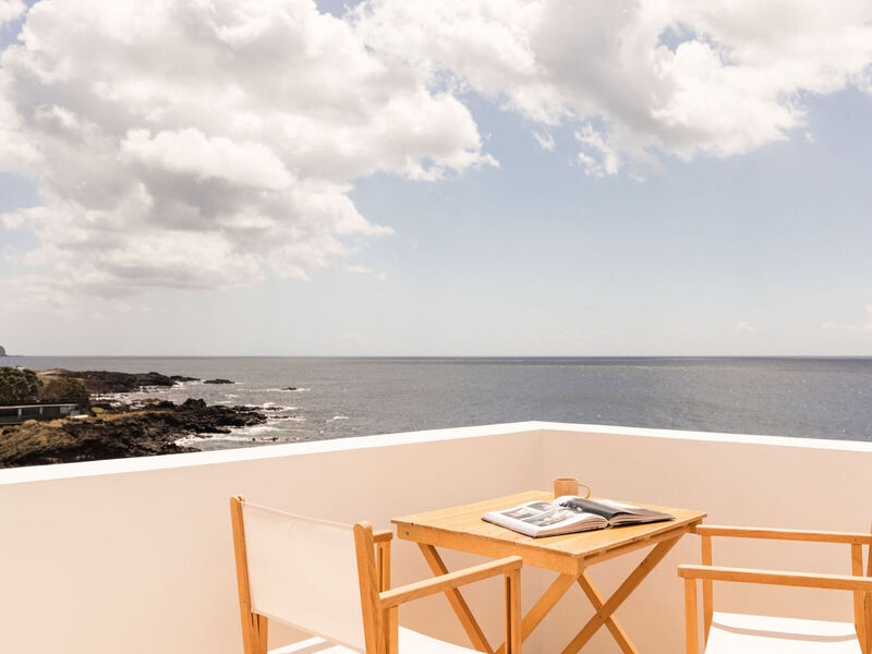 White Exclusive Suites & Villas