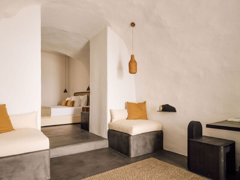 White Exclusive Suites & Villas