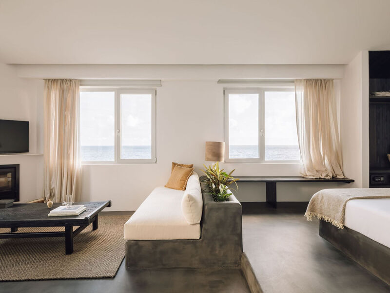 White Exclusive Suites & Villas