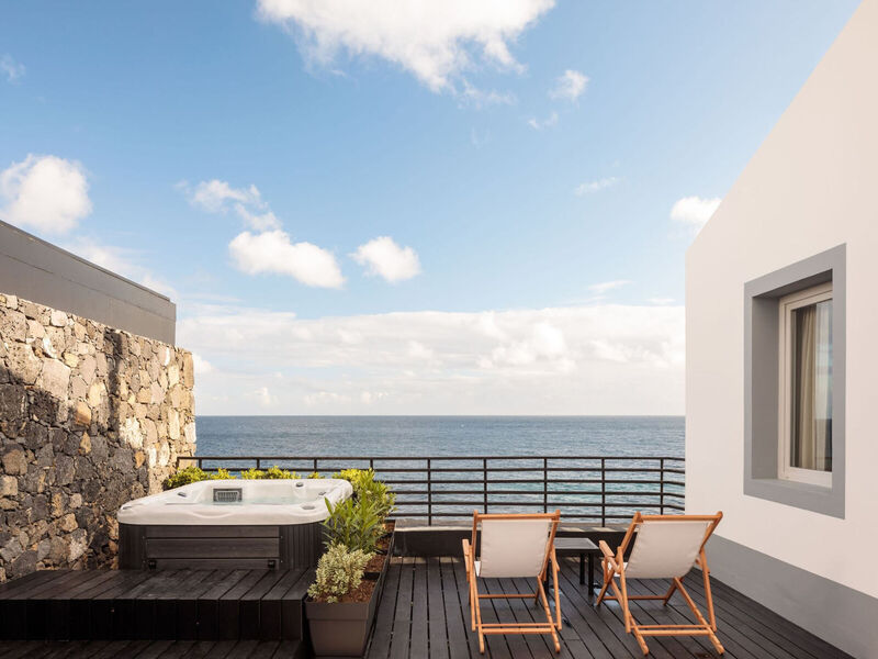 White Exclusive Suites & Villas