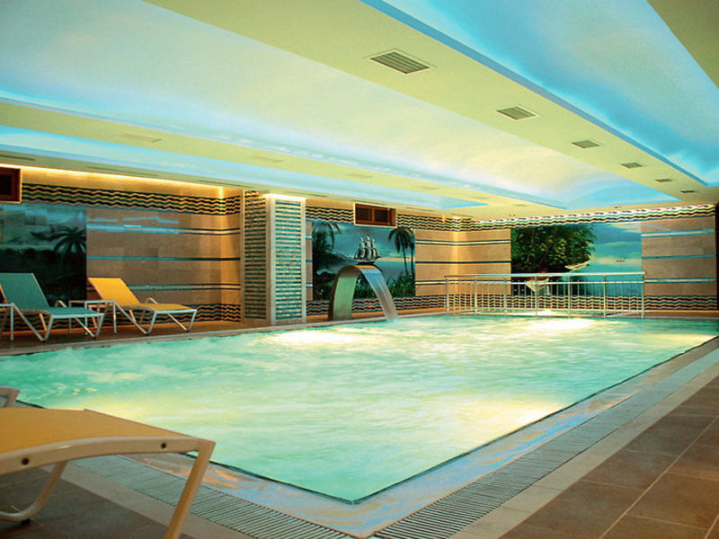 White Gold Hotel & SPA