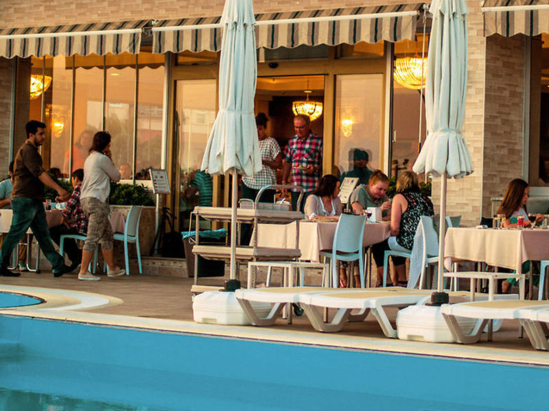 White Gold Hotel & Spa