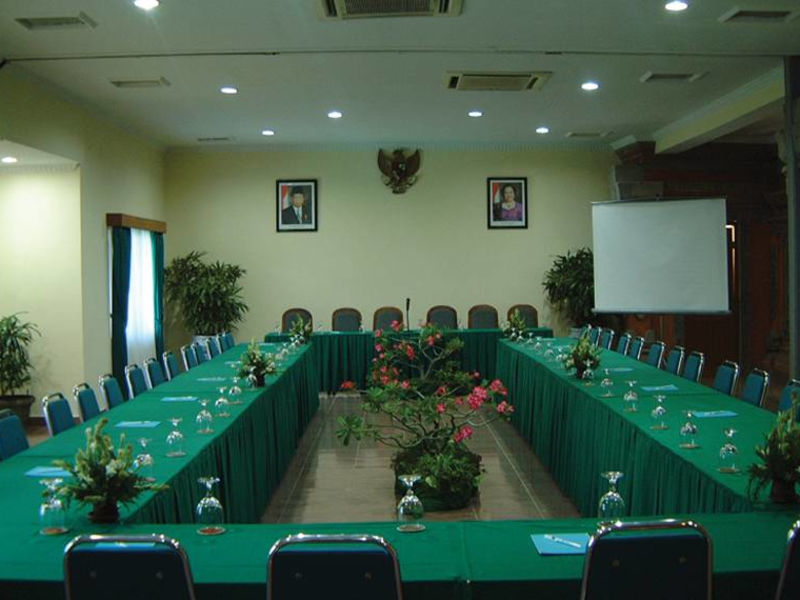 Wina Holiday Villa