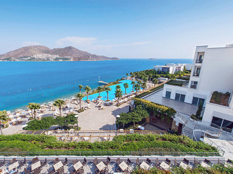 Xanadu Island All Suite