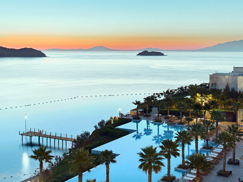 Xanadu Island All Suite