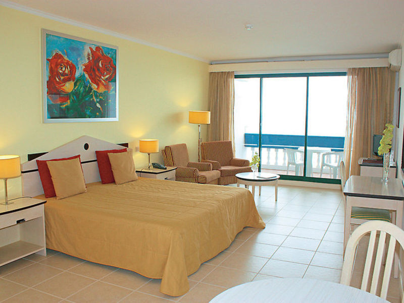 Studios Royal Orchid